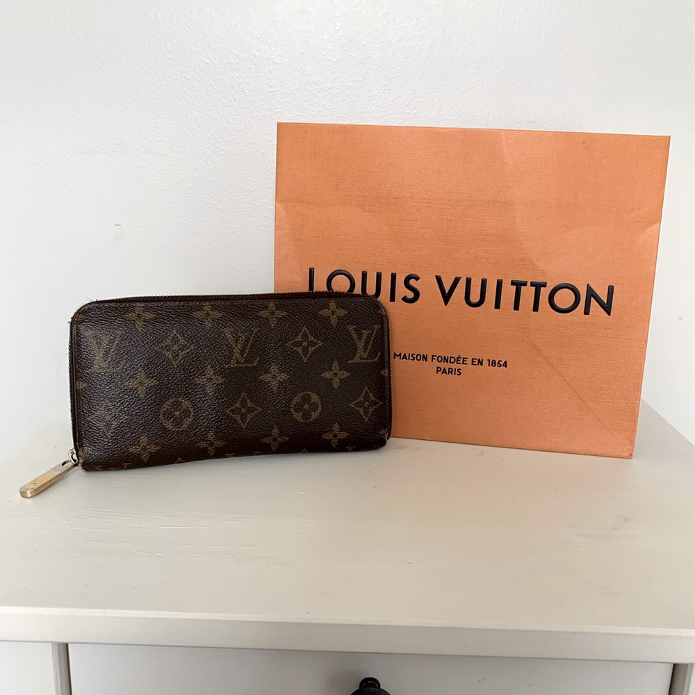 Authentic Louis Vuitton Wallet